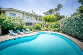 Unique Pool Villa 500m from the beach, Hamptons Style with beautiful Garden